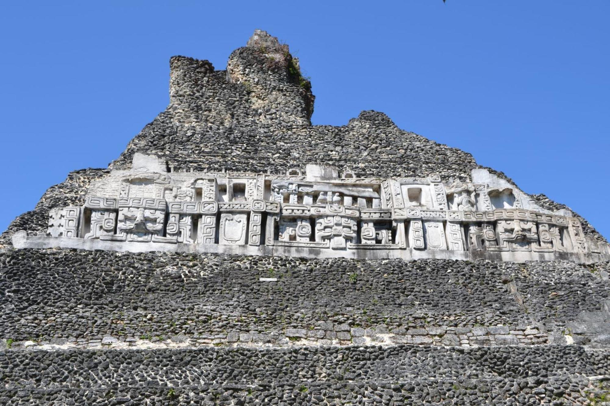 Iguana Roost Tourism Gold Standard Fully Equipped Two Bedroom Cabin San Ignacio Exterior foto